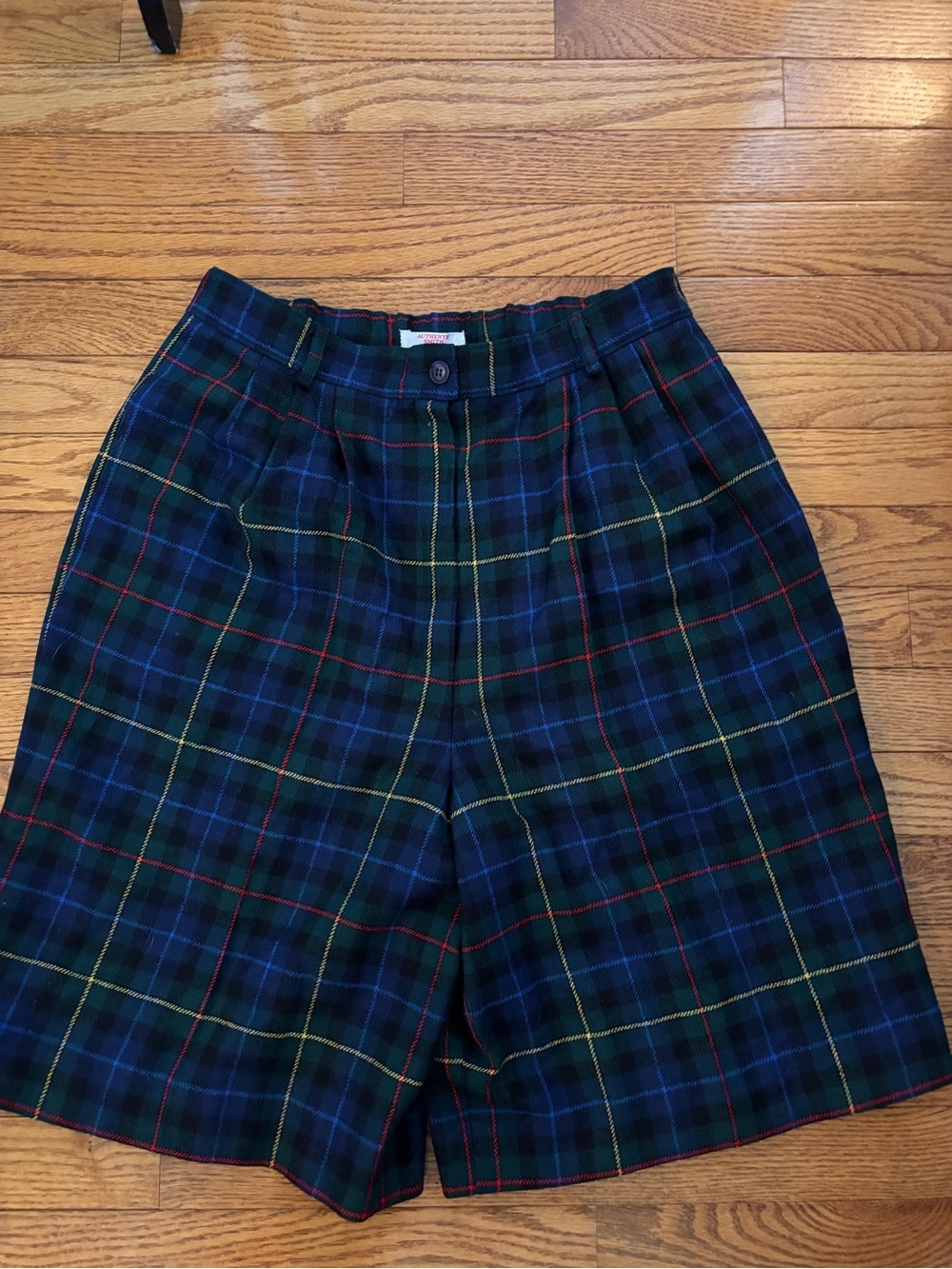 Vintage Pendleton Smith Tartan Plaid Shorts lined with back elastic waist